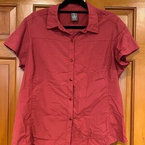 REI Women's Burgundy Performance Short-Sleeve Button-up Shirt sz XL